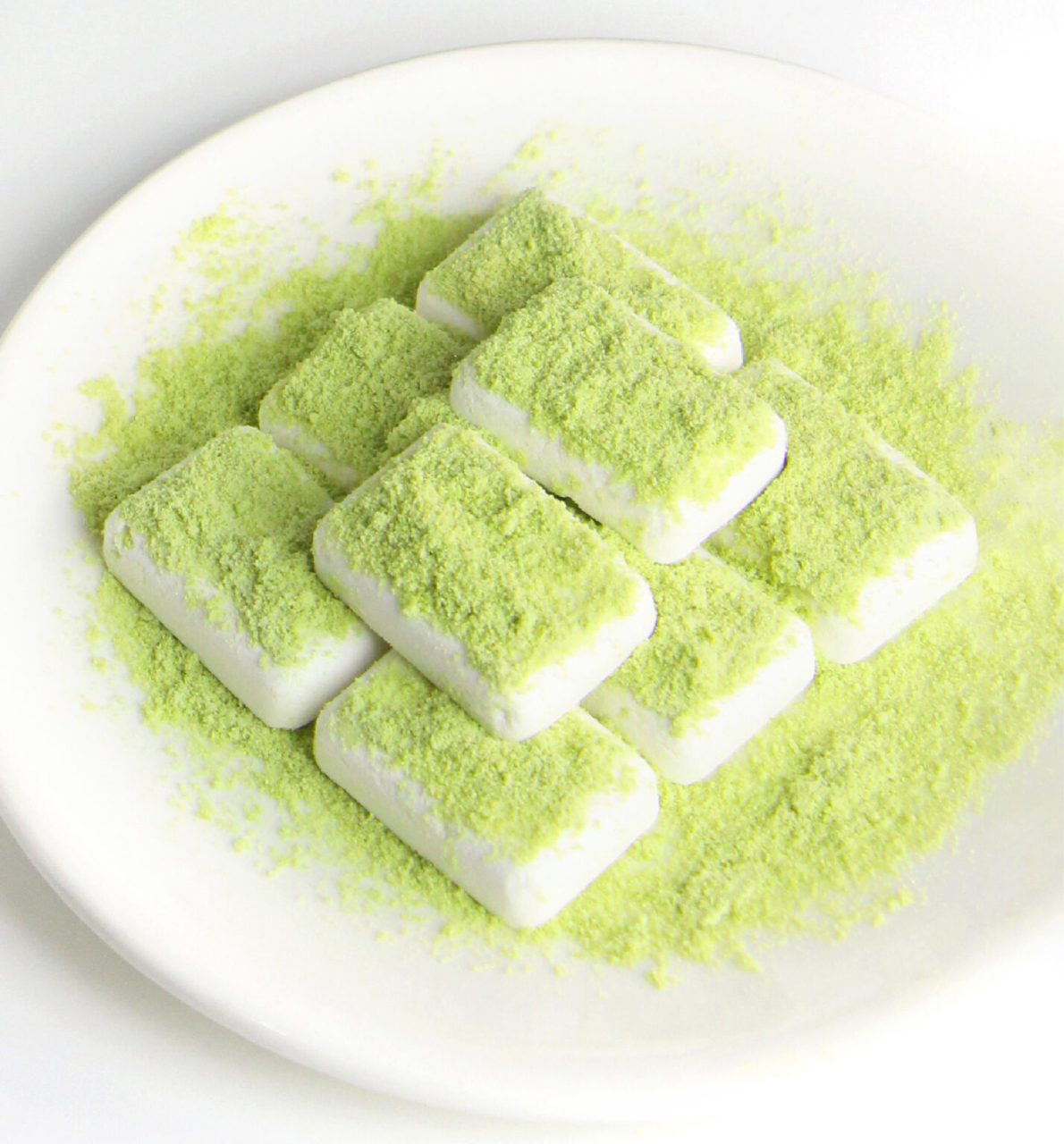 หยกละออง (Jade Dust) ขนมไทยใบเตยแท้ หยกสด